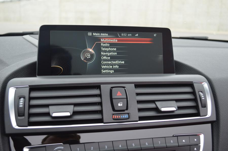  BMW 228i Convertible 2015 года  (фото 22 из 24)